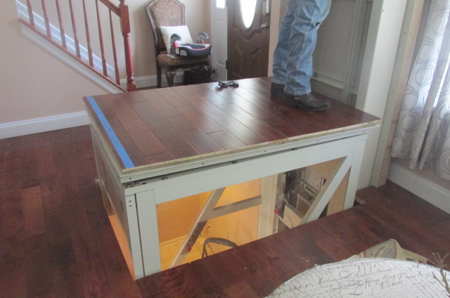 Savaria Telecab rising up through the floor